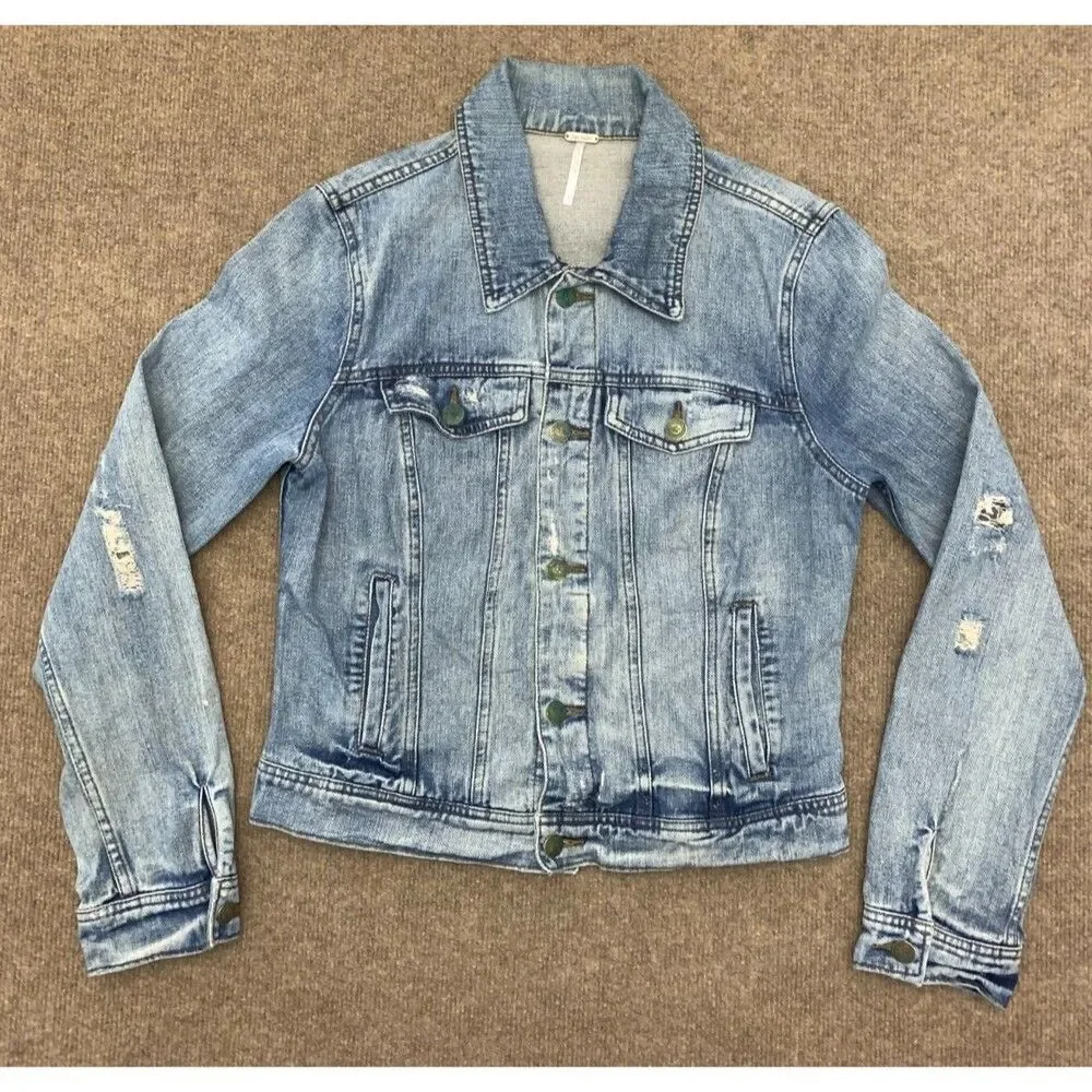 Free People Jacket Womens 6 Denim Trucker Distressed Fitted Cropped Pre-Washed - Picture 1 of 8